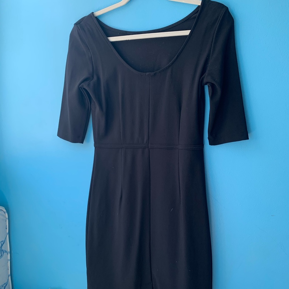 Dress - Picture 2 of 4